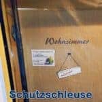 Schutzschleuse für die Zimmertür